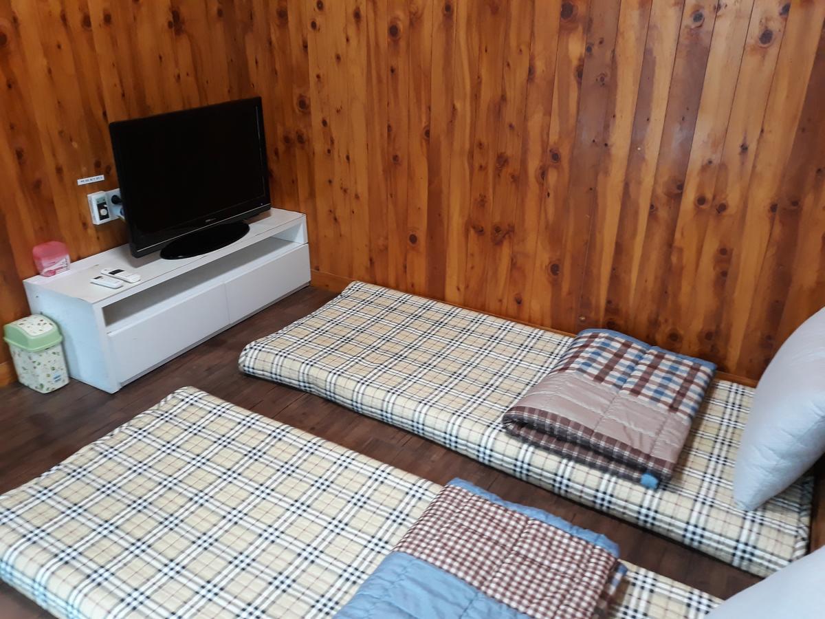 With Guesthouse Пусан Экстерьер фото