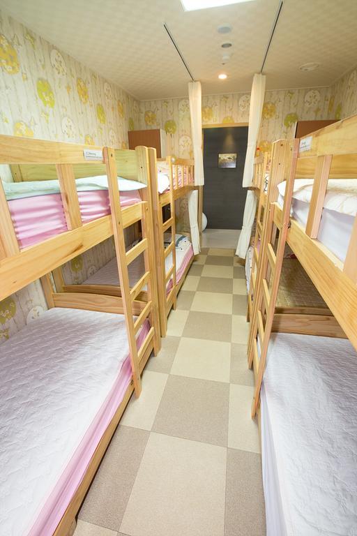 With Guesthouse Пусан Номер фото